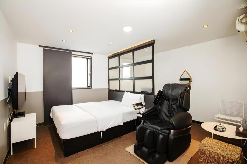 M7 Business Hotel Chilgok Ngoại thất bức ảnh