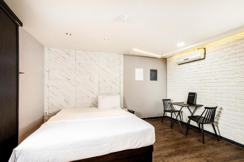 M7 Business Hotel Chilgok Ngoại thất bức ảnh