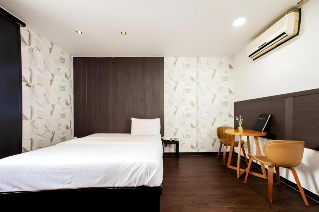 M7 Business Hotel Chilgok Ngoại thất bức ảnh