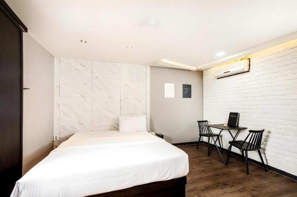 M7 Business Hotel Chilgok Ngoại thất bức ảnh