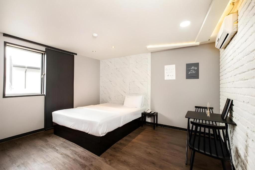 M7 Business Hotel Chilgok Ngoại thất bức ảnh