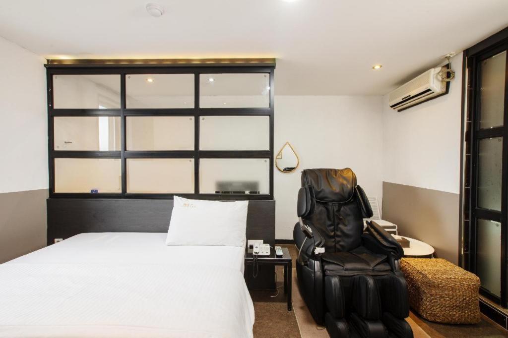 M7 Business Hotel Chilgok Ngoại thất bức ảnh