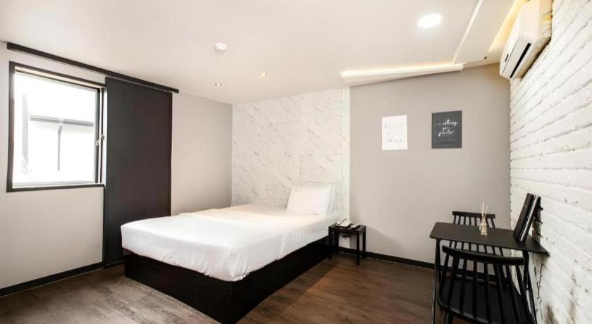 M7 Business Hotel Chilgok Ngoại thất bức ảnh
