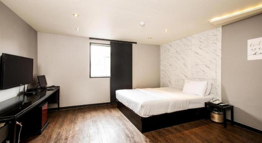 M7 Business Hotel Chilgok Ngoại thất bức ảnh